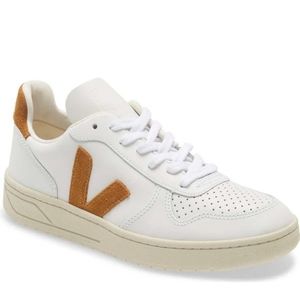 Veja V-10 white/camel leather sneakers 38/US 7